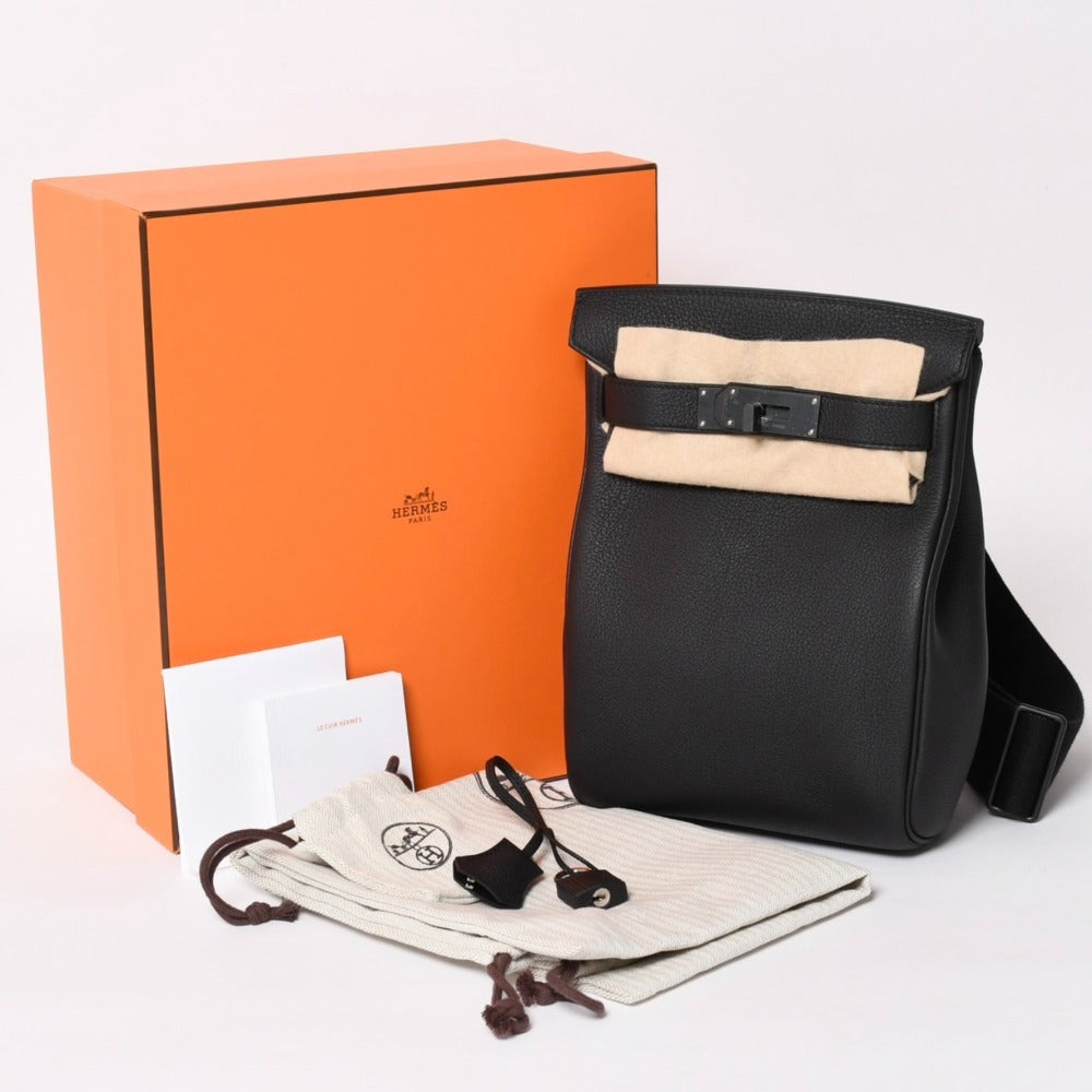 新品未使用 エルメス HERMES ケリーアッカドPM W刻印 ワンショルダーバッグ ブラック ソーブラック モノクローム金具 中古 4a003843