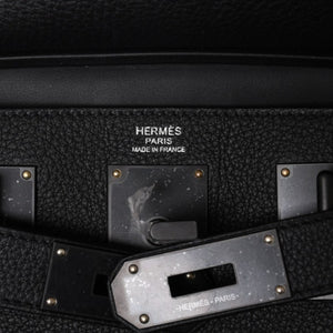 New and unused Hermes Kelly Akkad PM W engraved one shoulder bag black so black monochrome hardware used 4a003843