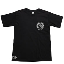 Load image into Gallery viewer, CHROME HEARTS クロムハーツ オールドモデル ホースシュー&amp;スタープリントポケットTシャツ Mサイズ ホースシュー CHクロス スクロールラベル CHロゴ スターデザイン ホワイト 美品 中古 4a003868