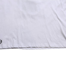 画像をギャラリービューアに読み込む, 極美品 CHROME HEARTS クロムハーツ セメタリービッグクロス Tシャツ CHクロス スクロールラベル CHロゴ ホワイト Sサイズ 中古 4a003866