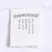 画像をギャラリービューアに読み込む, 極美品 CHROME HEARTS クロムハーツ セメタリービッグクロス Tシャツ CHクロス スクロールラベル CHロゴ ホワイト Sサイズ 中古 4a003866
