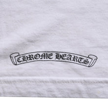 Load image into Gallery viewer, CHROME HEARTS クロムハーツ Star CH Cross Print Tee CHスター スクロールラベル 五芒星 CHクロス ホワイト Sサイズ 美品 中古 4a003856