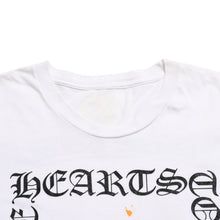 Load image into Gallery viewer, CHROME HEARTS クロムハーツ Tシャツ AOYAMA 20TH ANNIVERSARY 青山20周年記念 リチャードスターク サイズL ホワイト オレンジ 美品 中古 4a003857