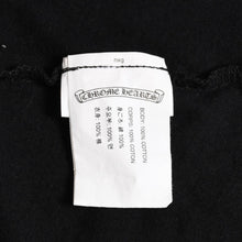 画像をギャラリービューアに読み込む, CHROME HEARTS クロムハーツ Tシャツ 半袖 Vネック スクロールラベルロゴ Black ブラック 美品 中古 4a003863