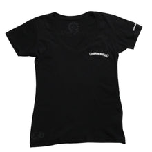 画像をギャラリービューアに読み込む, CHROME HEARTS クロムハーツ Tシャツ 半袖 Vネック スクロールラベルロゴ Black ブラック 美品 中古 4a003863