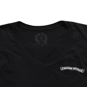CHROME HEARTS Chrome Hearts T-shirt Short Sleeve V-neck Scroll Label Logo Black Black Good Condition Used 4a003863