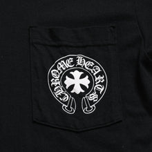 Load image into Gallery viewer, CHROME HEARTS クロムハーツ Made in hollywood バックプリントTシャツ ホースシュー CHプラス スクロールラベル ブラック ホワイト Sサイズ 美品 中古 4a003864