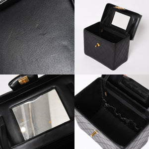 Very Good Condition CHANEL Bicolore Vanity Bag Handbag Coco Mark No. 3 Lambskin Black Gold Hardware Good Condition Used 4a003892