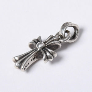 極美品 CHROME HEARTS クロムハーツ ベイビーファットクロス ペンダントトップ 重量約2.3g 旧型 中古 4a003792