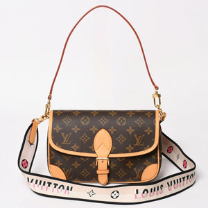 Very Good Condition LOUIS VUITTON Monogram Monogram Diane NM PM M45985 PVC Canvas Tanned Leather Brown Gold Hardware Used 4a004073
