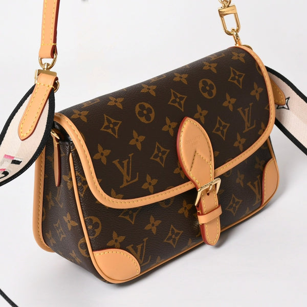 Very Good Condition LOUIS VUITTON Monogram Monogram Diane NM PM M45985 PVC Canvas Tanned Leather Brown Gold Hardware Used 4a004073