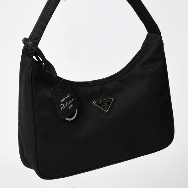 Like new product PRADA Hobo Handbag MV515 Triangle Logo Triangle Logo Plate Nylon Black Used 4a003875