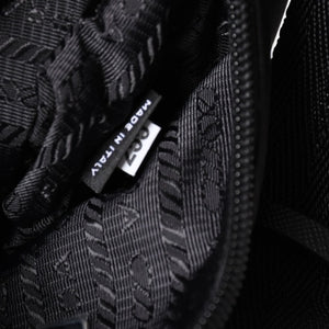 Like new product PRADA Hobo Handbag MV515 Triangle Logo Triangle Logo Plate Nylon Black Used 4a003875