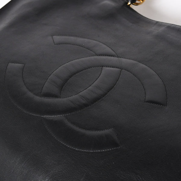 CHANEL シャネル チェーントートバッグ ジャンボトートバッグ デカココマーク ラムスキン ブラック シリアル不明 ゴールド金具 美品 中古 4a003911