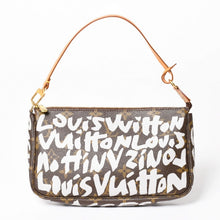 画像をギャラリービューアに読み込む, 極美品 LOUIS VUITTON ルイヴィトン ポシェット アクセソワール アクセサーポーチ M92192 モノグラム グラフィティ 中古 4a004279