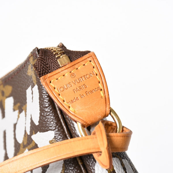 Very Good Condition LOUIS VUITTON Pochette Accessory Soir Accessor Pouch M92192 Monogram Graffiti Used 4a004279