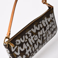 画像をギャラリービューアに読み込む, 極美品 LOUIS VUITTON ルイヴィトン ポシェット アクセソワール アクセサーポーチ M92192 モノグラム グラフィティ 中古 4a004279