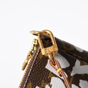 Very Good Condition LOUIS VUITTON Pochette Accessory Soir Accessor Pouch M92192 Monogram Graffiti Used 4a004279