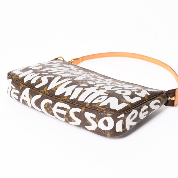 Very Good Condition LOUIS VUITTON Pochette Accessory Soir Accessor Pouch M92192 Monogram Graffiti Used 4a004279