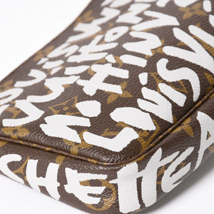 Very Good Condition LOUIS VUITTON Pochette Accessory Soir Accessor Pouch M92192 Monogram Graffiti Used 4a004279