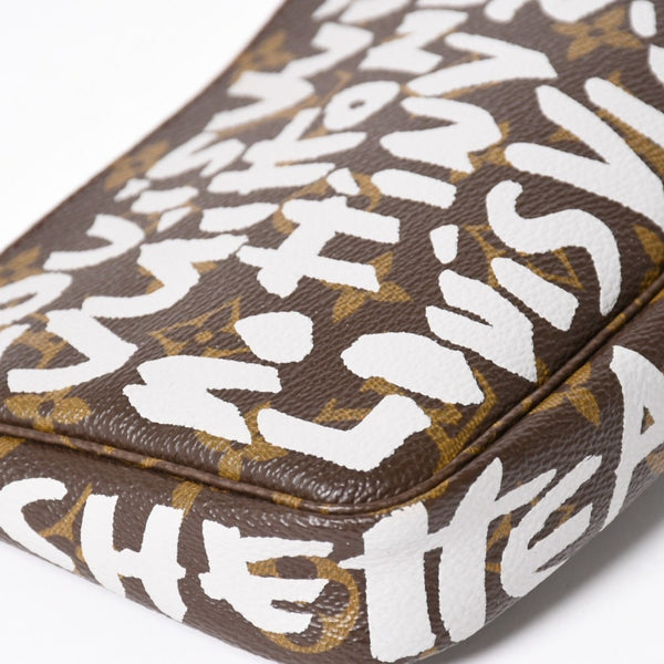 Very Good Condition LOUIS VUITTON Pochette Accessory Soir Accessor Pouch M92192 Monogram Graffiti Used 4a004279