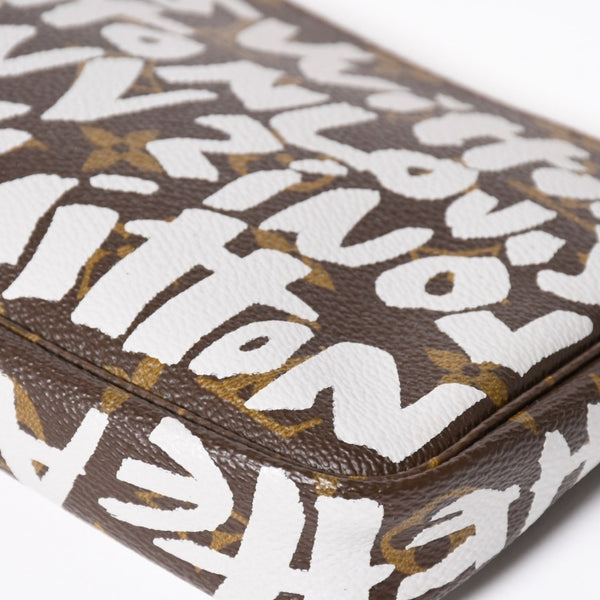 Very Good Condition LOUIS VUITTON Pochette Accessory Soir Accessor Pouch M92192 Monogram Graffiti Used 4a004279