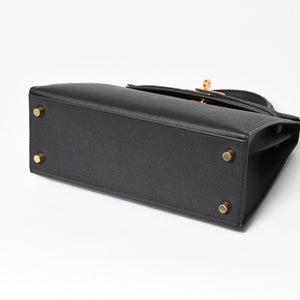 New and unused HERMES Kelly 25 G engraved outside stitching black Vaux Epson gold hardware used 4a003916
