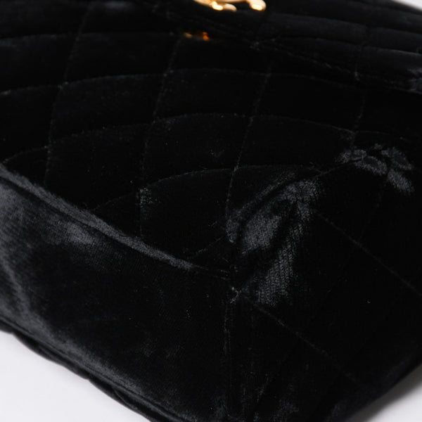 極美品 CHANEL シャネル ワンショルダーバッグ 4番台 ココマーク ベルベット キルティング ターンロック ブラック ゴールド金具 中古 4a003933