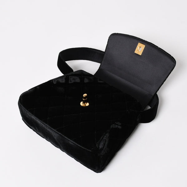 極美品 CHANEL シャネル ワンショルダーバッグ 4番台 ココマーク ベルベット キルティング ターンロック ブラック ゴールド金具 中古 4a003933