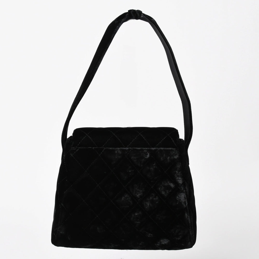 極美品 CHANEL シャネル ワンショルダーバッグ 4番台 ココマーク ベルベット キルティング ターンロック ブラック ゴールド金具 中古 4a003933