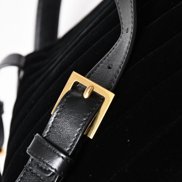 Very good condition YVES SAINT LAURENT Vicky Small Backpack 582628 Velvet Gold hardware Used 4a003927