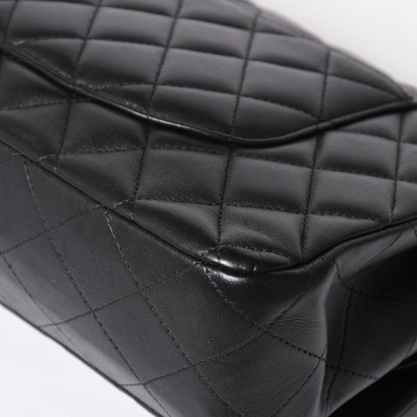 CHANEL シャネル マトラッセ25 Wフラップ Wチェーンショルダーバッグ 19番台 ラムスキン ココマーク ブラック シルバー金具 美品 中古 4a003961