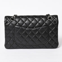 Load image into Gallery viewer, CHANEL シャネル マトラッセ25 Wフラップ Wチェーンショルダーバッグ 19番台 ラムスキン ココマーク ブラック シルバー金具 美品 中古 4a003961