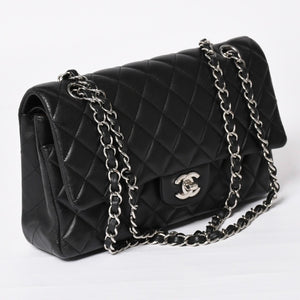 CHANEL シャネル マトラッセ25 Wフラップ Wチェーンショルダーバッグ 19番台 ラムスキン ココマーク ブラック シルバー金具 美品 中古 4a003961