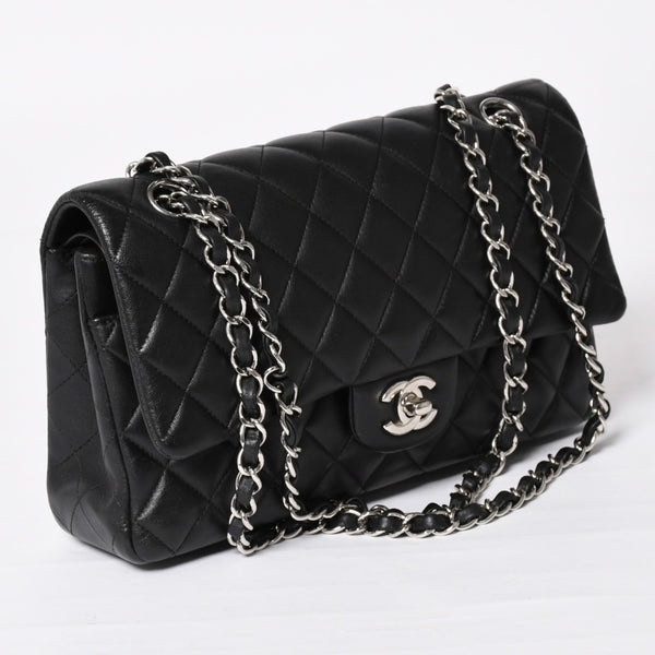 CHANEL シャネル マトラッセ25 Wフラップ Wチェーンショルダーバッグ 19番台 ラムスキン ココマーク ブラック シルバー金具 美品 中古 4a003961