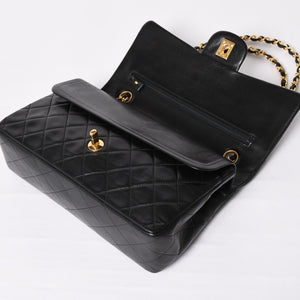 Very Good Condition CHANEL Chanel Matelasse 25 W Flap W Chain Shoulder Bag No. 5 Coco Mark Lambskin Black Gold Hardware Used 4a003913