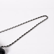 Load image into Gallery viewer, CHANEL シャネル マトラッセ25 Wフラップ Wチェーンショルダーバッグ 19番台 ラムスキン ココマーク ブラック シルバー金具 美品 中古 4a003961