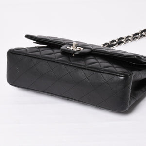 CHANEL シャネル マトラッセ25 Wフラップ Wチェーンショルダーバッグ 19番台 ラムスキン ココマーク ブラック シルバー金具 美品 中古 4a003961