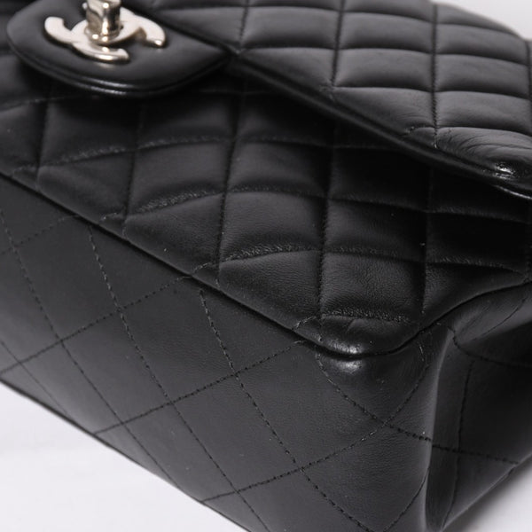 CHANEL シャネル マトラッセ25 Wフラップ Wチェーンショルダーバッグ 19番台 ラムスキン ココマーク ブラック シルバー金具 美品 中古 4a003961