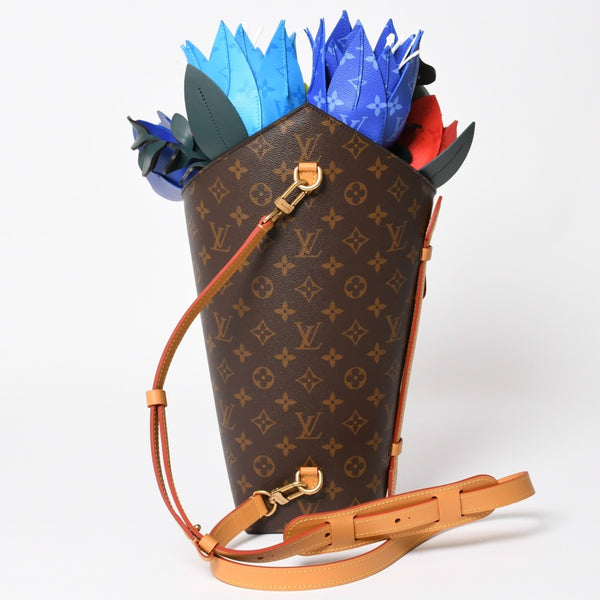 Like new LOUIS VUITTON 22FW Flower Bouquet Shoulder Bag M81618 Monogram Brown Virgil Abloh Used 4a004274