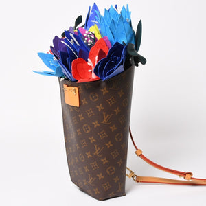 Like new LOUIS VUITTON 22FW Flower Bouquet Shoulder Bag M81618 Monogram Brown Virgil Abloh Used 4a004274