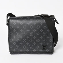 画像をギャラリービューアに読み込む, LOUIS VUITTON ルイヴィトン ショルダーバッグ M44000 ディストリクト NMモノグラム･エクリプス ブラック RFID 美品 中古 4a003922