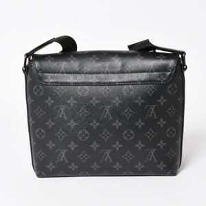 LOUIS VUITTON Shoulder Bag M44000 District NM Monogram Eclipse Black RFID Good Condition Used 4a003922