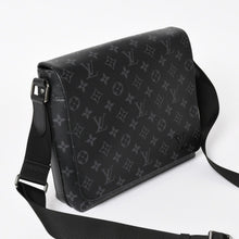 画像をギャラリービューアに読み込む, LOUIS VUITTON ルイヴィトン ショルダーバッグ M44000 ディストリクト NMモノグラム･エクリプス ブラック RFID 美品 中古 4a003922