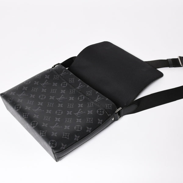 LOUIS VUITTON Shoulder Bag M44000 District NM Monogram Eclipse Black RFID Good Condition Used 4a003922