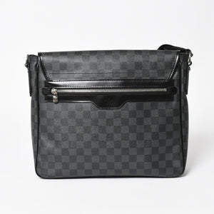 極美品 LOUIS VUITTON ルイヴィトン ダニエルMM ショルダーバッグ N58029 ダミエグラフィット SP2101 ブラック シルバー金具 中古 4a003942