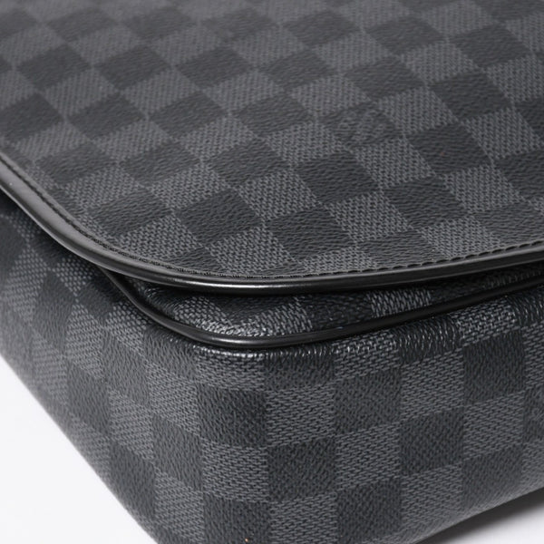 極美品 LOUIS VUITTON ルイヴィトン ダニエルMM ショルダーバッグ N58029 ダミエグラフィット SP2101 ブラック シルバー金具 中古 4a003942