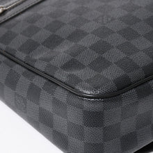 画像をギャラリービューアに読み込む, 極美品 LOUIS VUITTON ルイヴィトン ダニエルMM ショルダーバッグ N58029 ダミエグラフィット SP2101 ブラック シルバー金具 中古 4a003942
