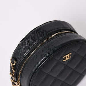 Very Good Condition CHANEL Round Chain Shoulder Bag AP0245 30s Coco Mark Caviar Skin Black Used 4a003968