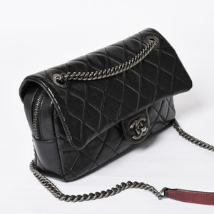 Very Good Condition CHANEL S Flap W Chain Shoulder Bag No. 19 Coco Mark Vintage Calfskin Black Used 4a003951